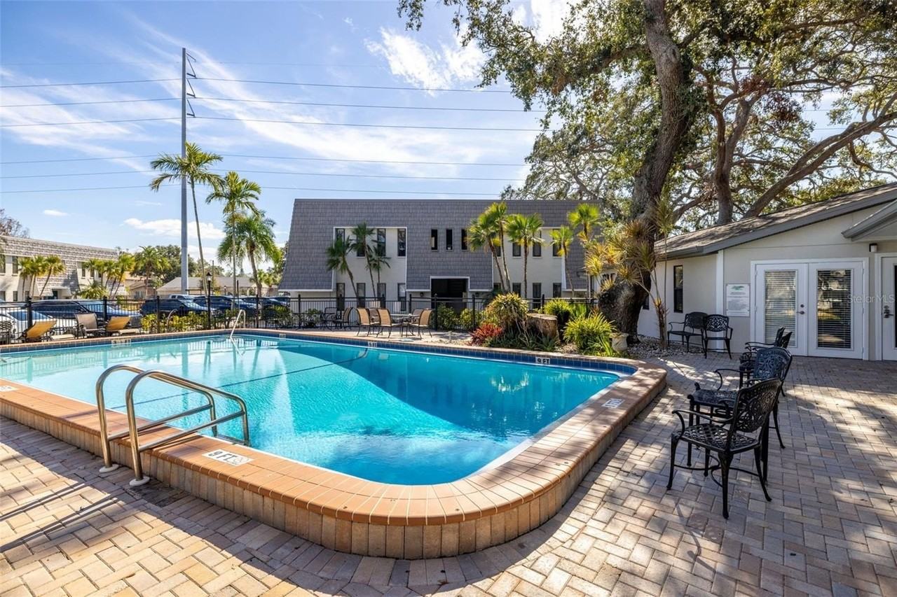 710 Lyndhurst St #223 - Photo 6 of 30