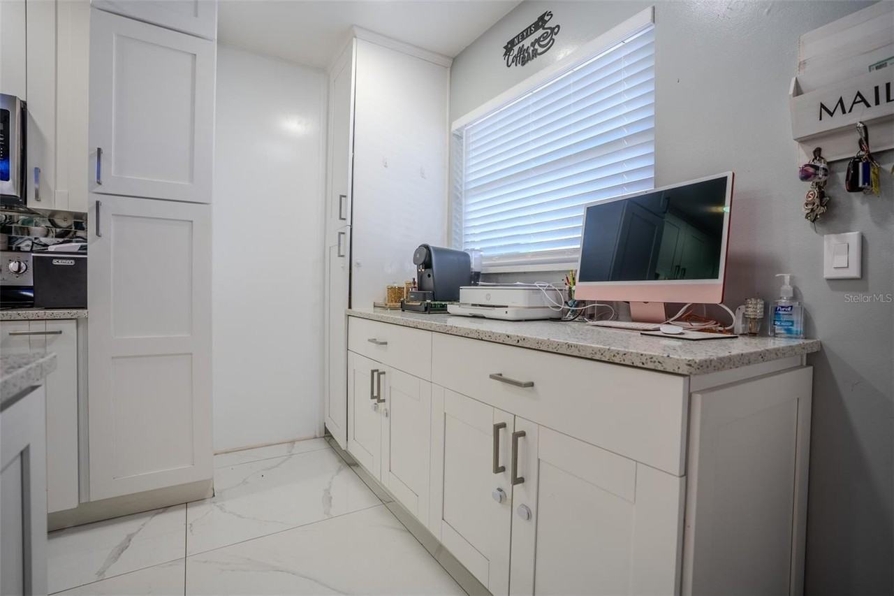 6480 34th Ter N - Photo 4 of 10