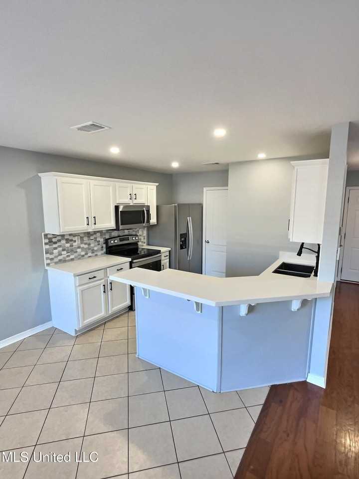 3602 Bay Branch Cv - Photo 3 of 24