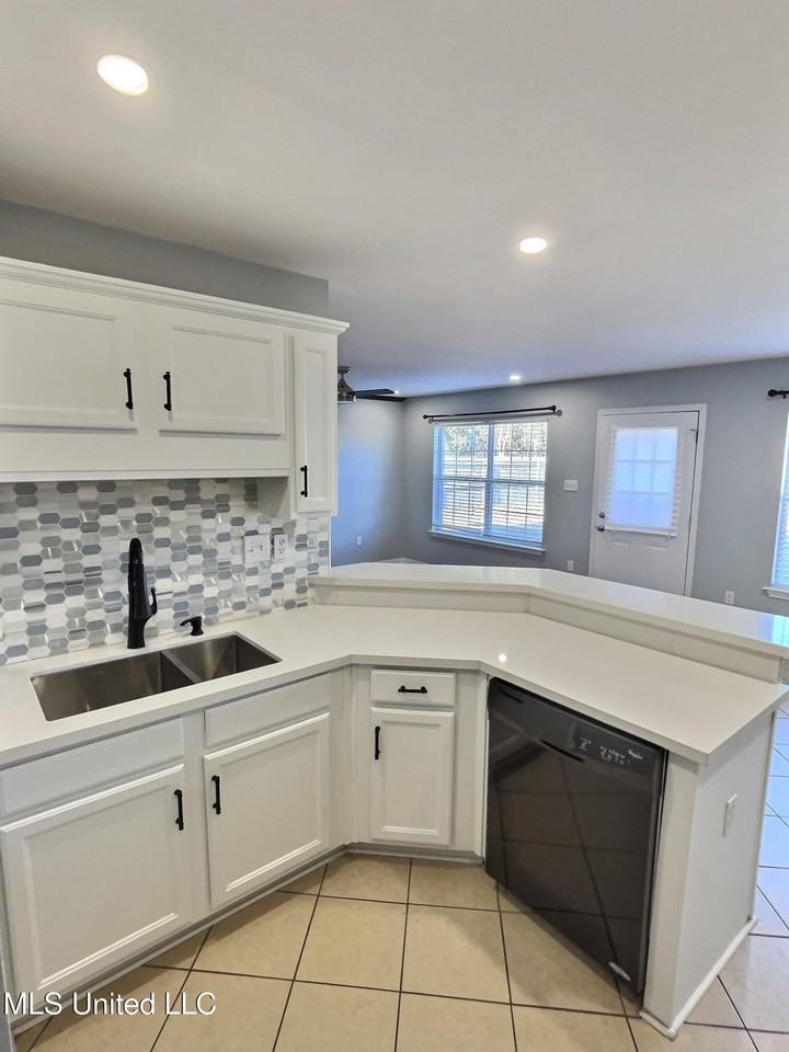 3602 Bay Branch Cv - Photo 5 of 24