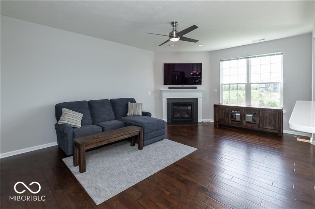 9603 Prairie Smoke Dr - Photo 3 of 20