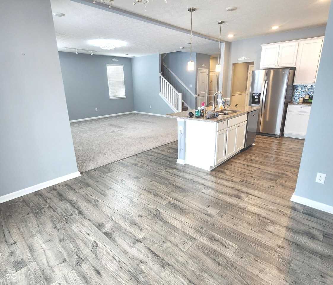 5817 Flat Hill Dr - Photo 7 of 31