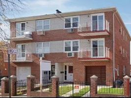 featured image of 3630 166th St Apt 2 #2FL