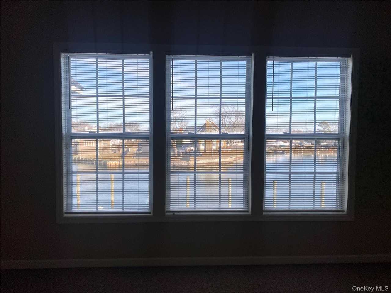 11 Nicole Ct - Photo 6 of 39