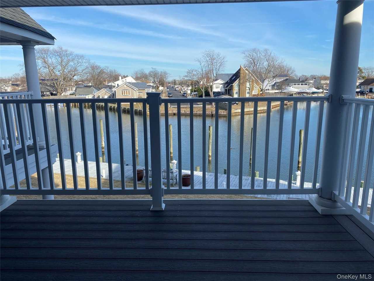 11 Nicole Ct - Photo 7 of 39