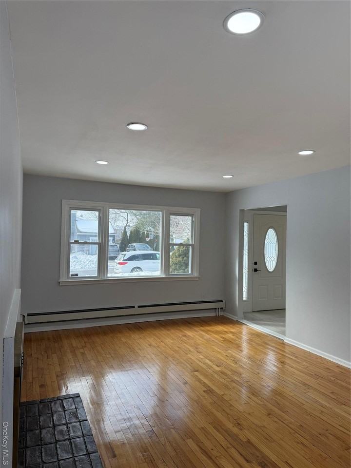 7 Ramsey Rd - Photo 4 of 20