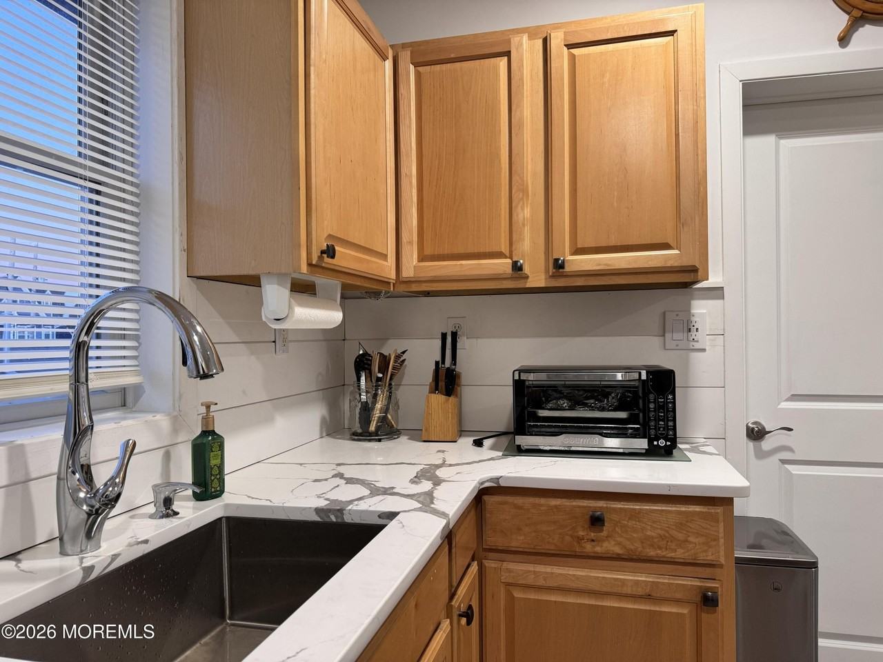 604 Se Central Ave - Photo 5 of 14