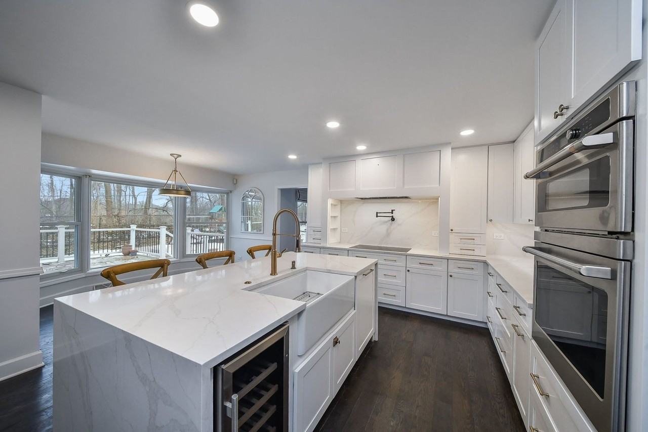 945 Anne Rd - Photo 3 of 36