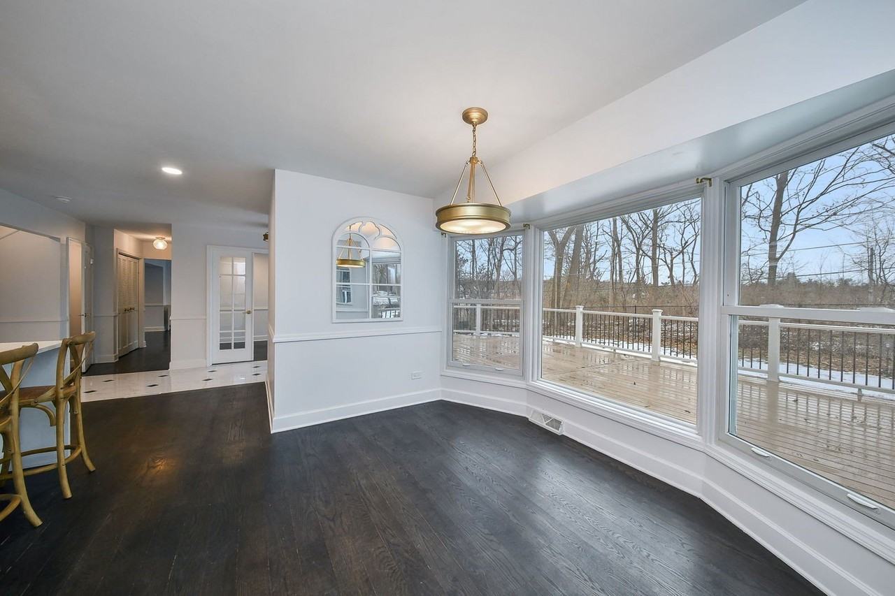 945 Anne Rd - Photo 6 of 36