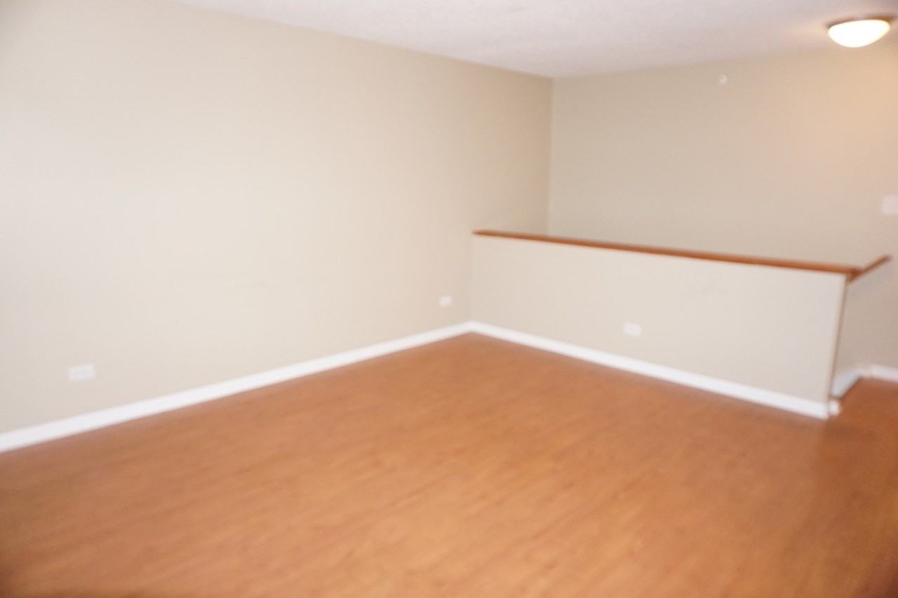 913 Casey Ct Apt 1 #1 - Photo 4 of 15
