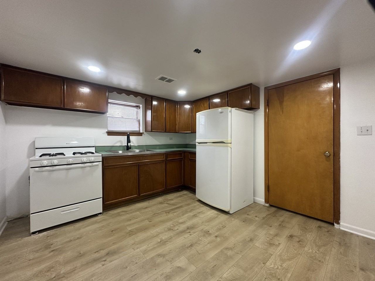 3000 N Austin Ave Unit G #G - Photo 2 of 12