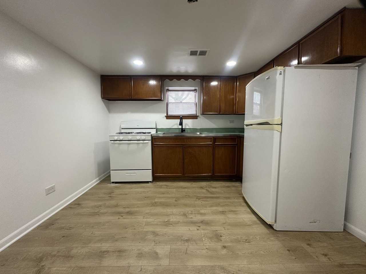 3000 N Austin Ave Unit G #G - Photo 3 of 12