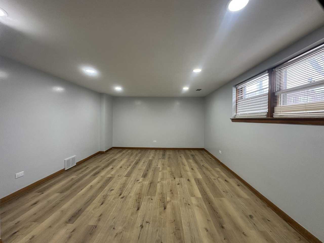 3000 N Austin Ave Unit G #G - Photo 5 of 12