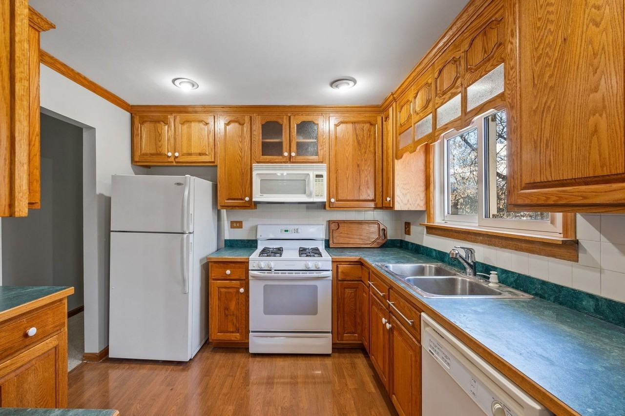 5S710 Steeple Run Dr - Photo 6 of 19