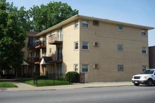 3150 N Neva Ave Apt 3c #3C - Photo 1 of 1