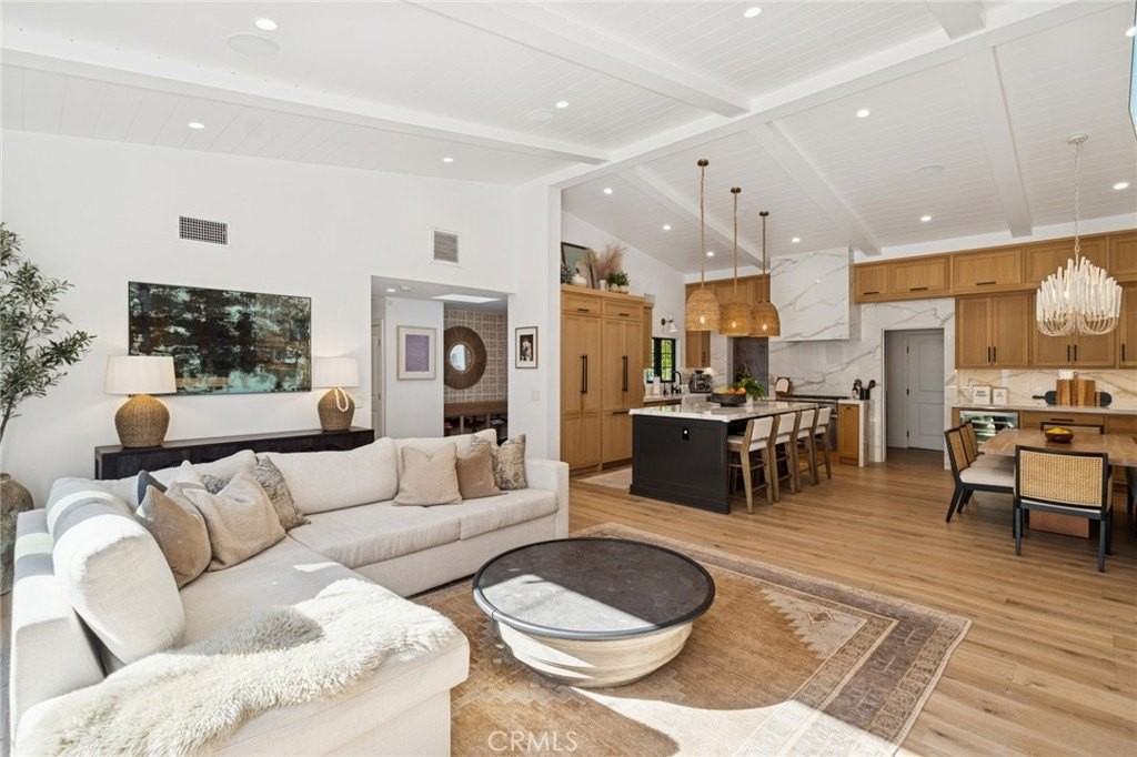 1507 Mariners Dr - Photo 6 of 26