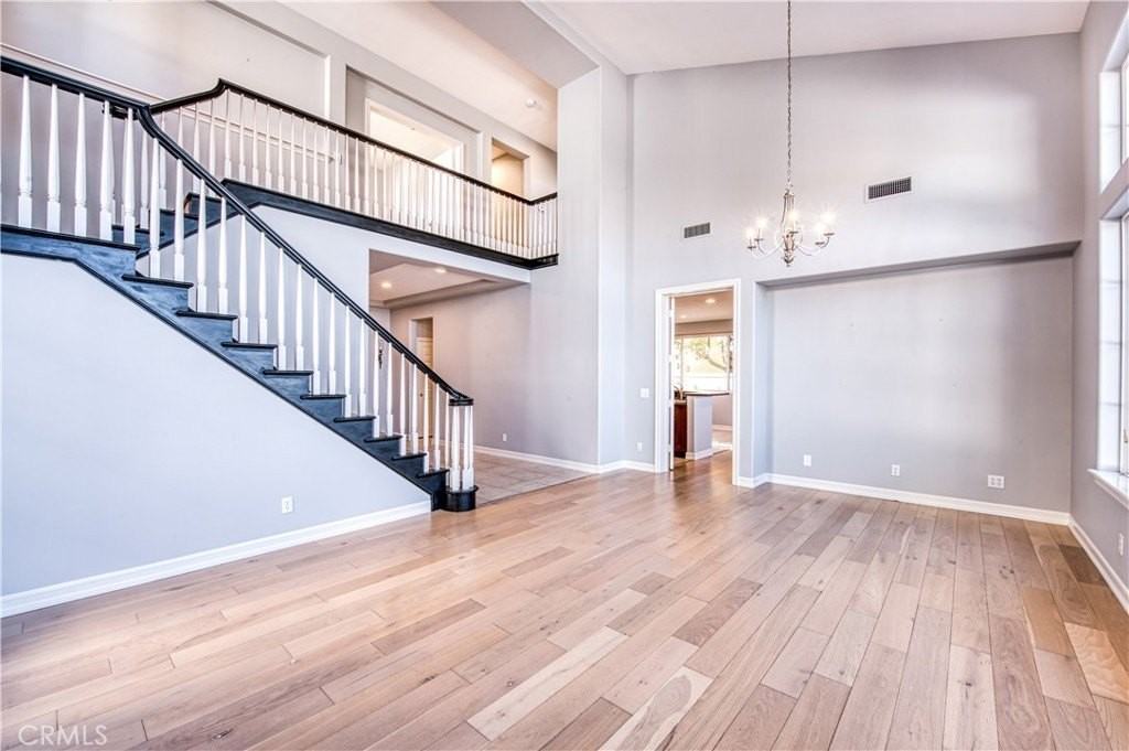 21 Portica - Photo 5 of 31