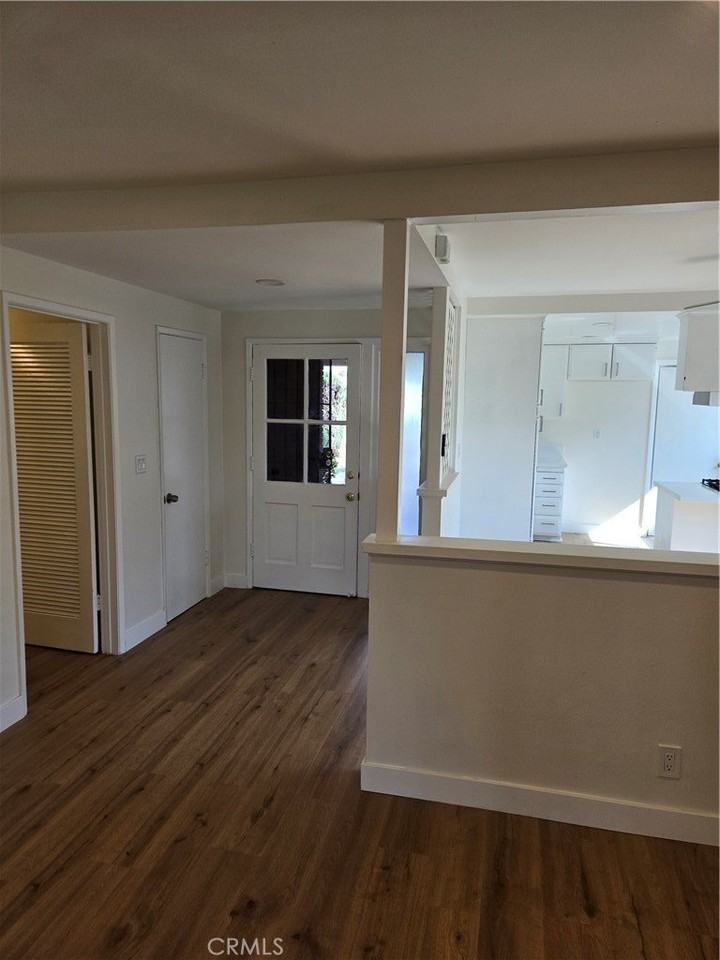 6787 Emerson Dr - Photo 3 of 24