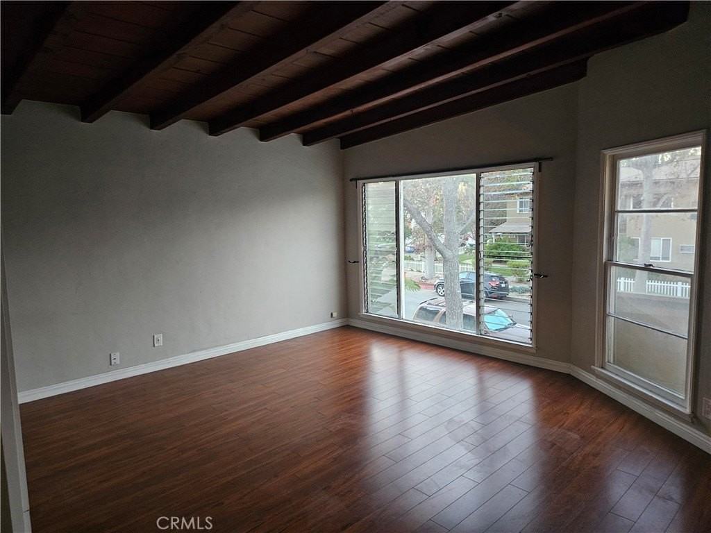 3712 W HEFFRON 1/2 - Photo 4 of 11