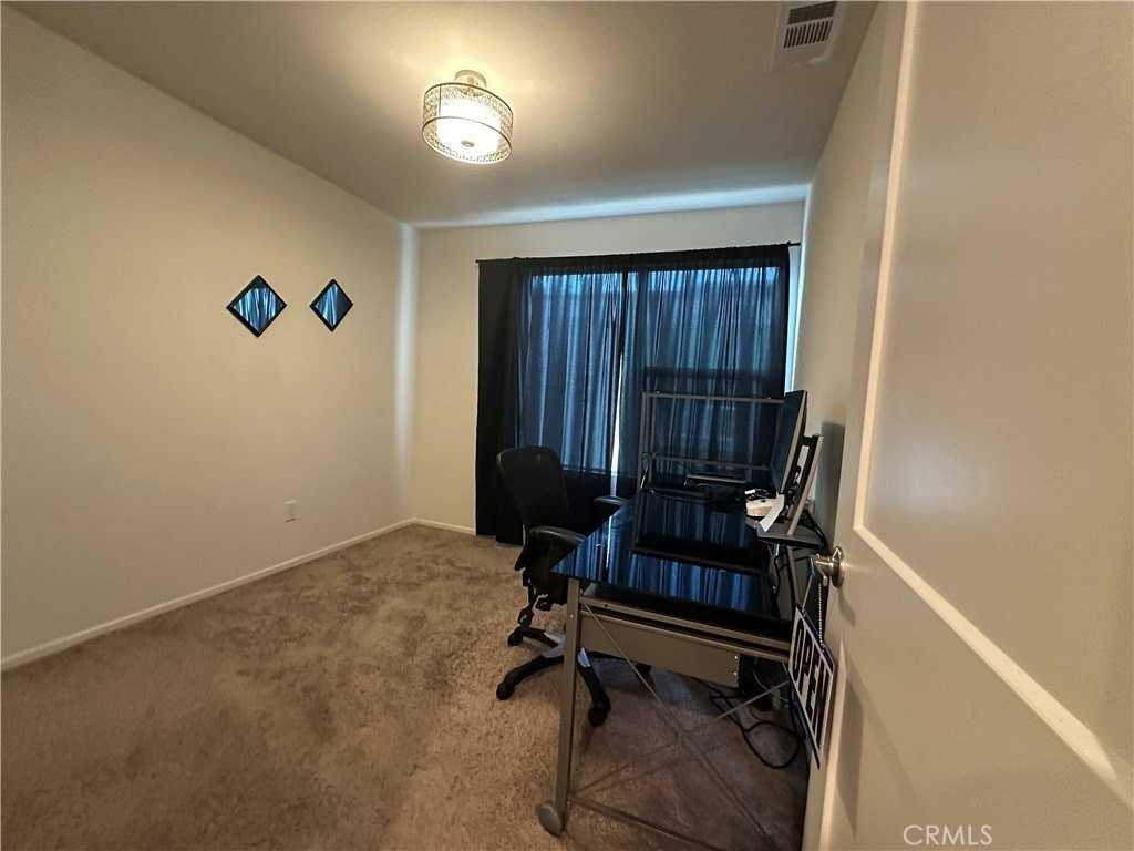 17612 Garden House Ln - Photo 7 of 31