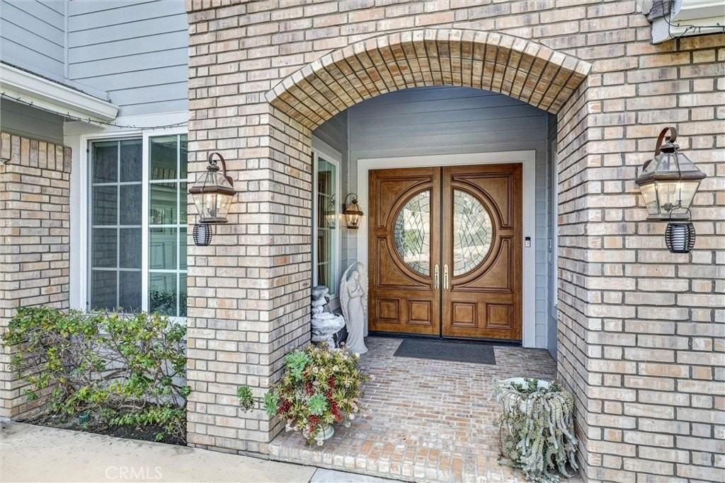 28961 Rockport Dr - Photo 3 of 42