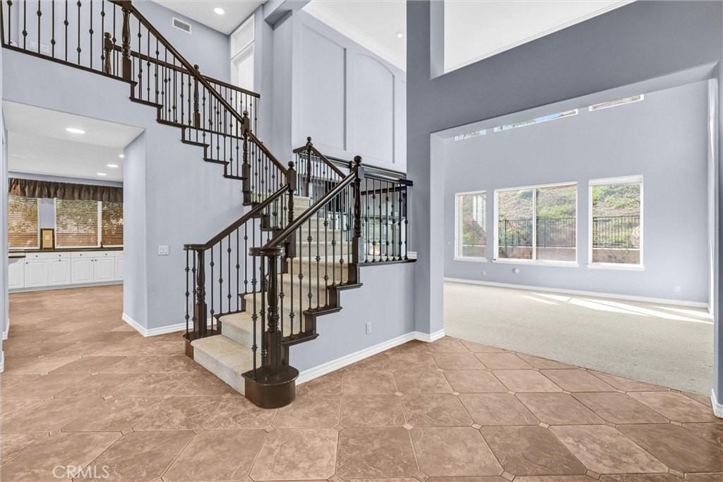 28961 Rockport Dr - Photo 4 of 42