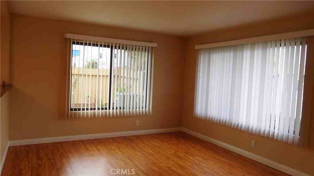 6042 Orange Ave - Photo 4 of 19