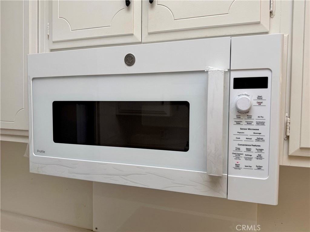 2173 Via Mariposa E #U - Photo 7 of 19