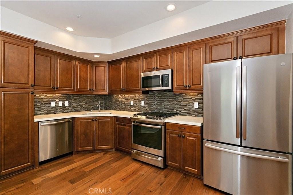 627 Deep Valley Dr #P617 - Photo 6 of 34