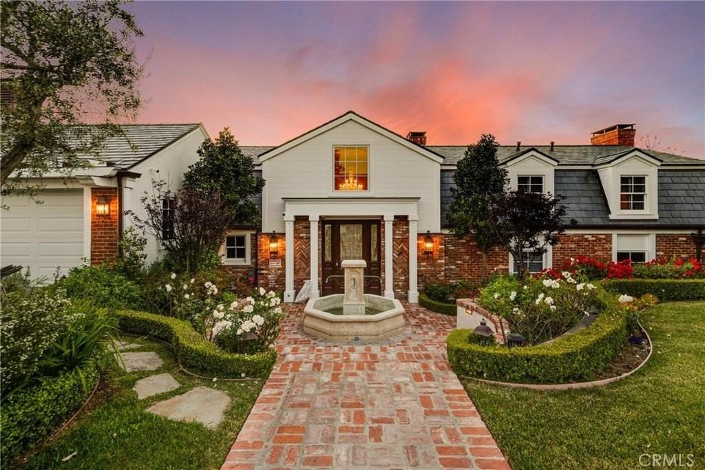 1409 Via Arco - Photo 2 of 41