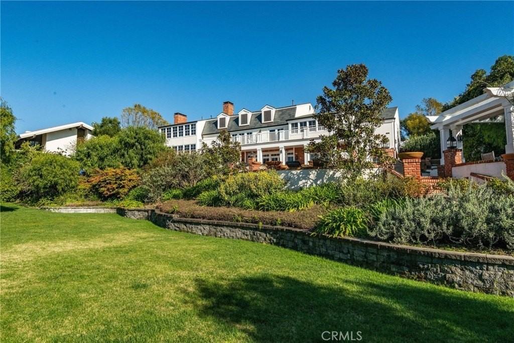 1409 Via Arco - Photo 5 of 41