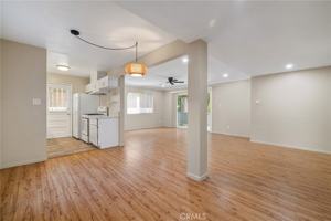 featured image of 904 1st St Apt 2 #Apt 2