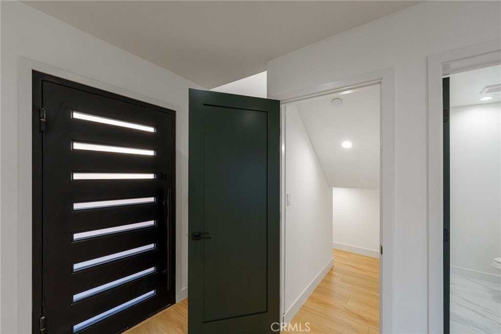 14125 Emelita 1/2 - Photo 3 of 35