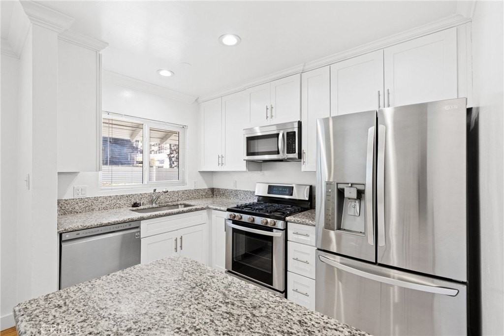 4806 Sepulveda Blvd - Photo 2 of 16