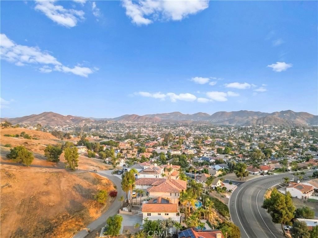 29642 Vacation Dr - Photo 3 of 50