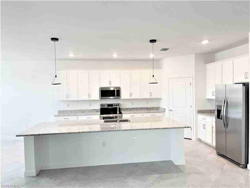 11163 Canopy Loop - Photo 3 of 16