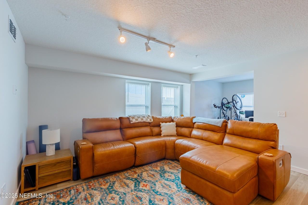 221 19th Ave N Unit A #A - Photo 4 of 25