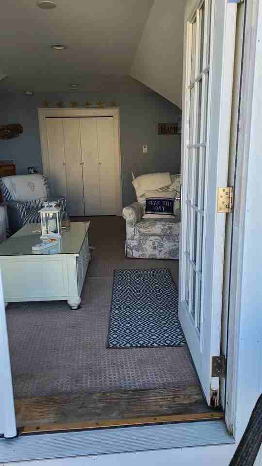 240 Ocean Blvd - Photo 4 of 14