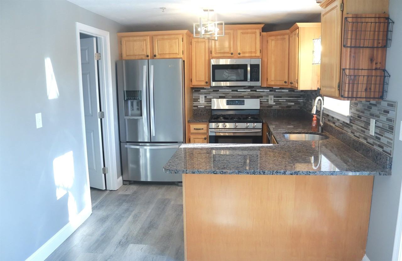 14 Burberry Ct - Photo 7 of 16