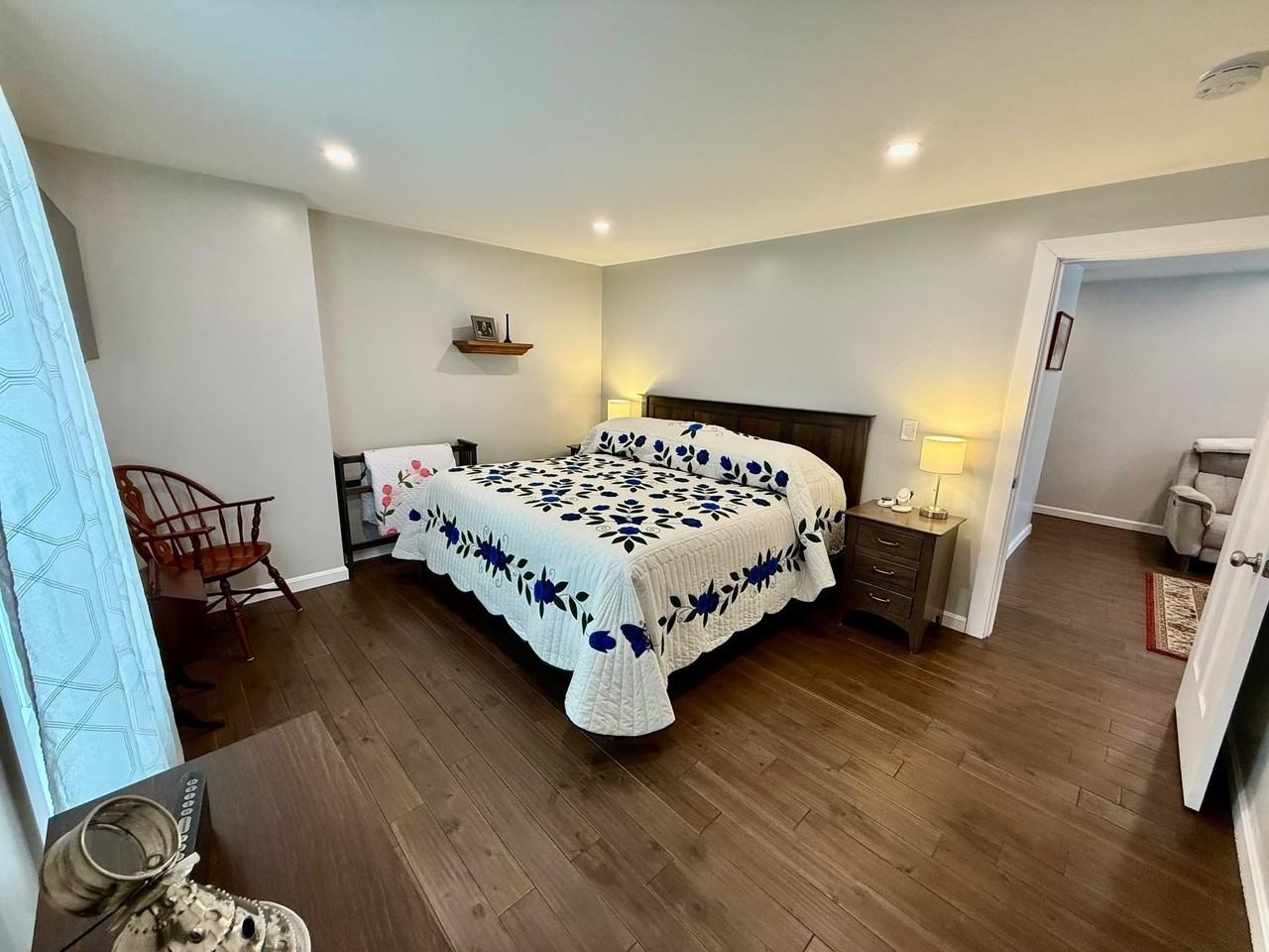 24 Main St - Photo 7 of 12