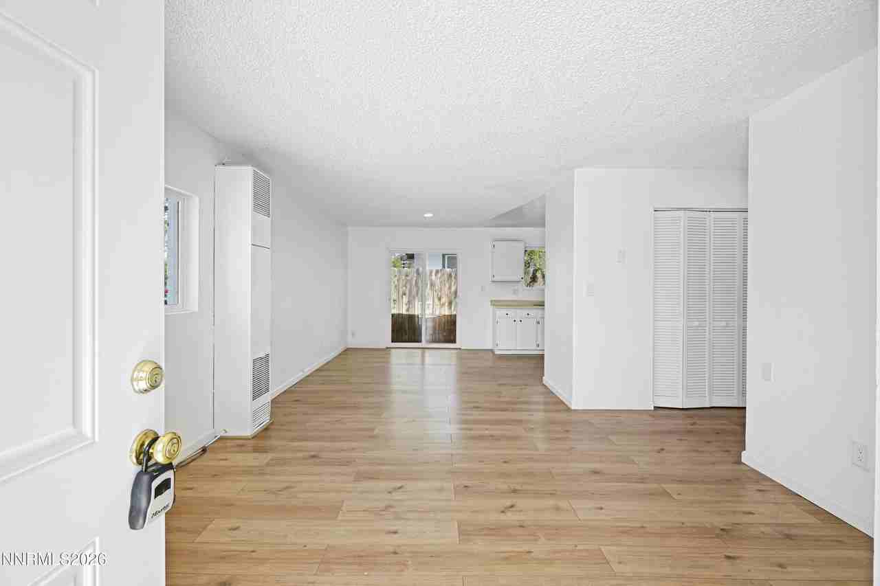 535 Churchill St - Photo 2 of 19