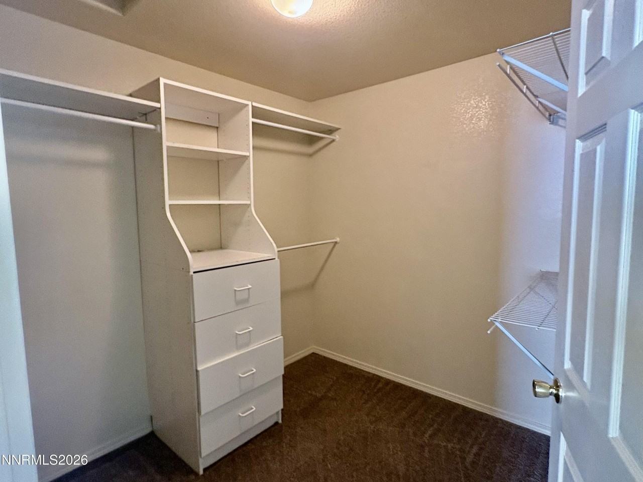 981A Julia Ln - Photo 4 of 5