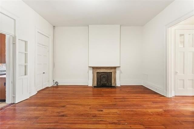 527 Saint Ann St #3 - Photo 5 of 17