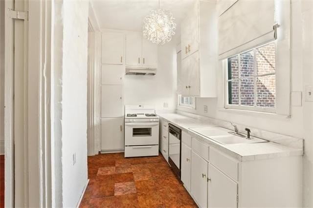 515 Saint Ann St #3 - Photo 5 of 17