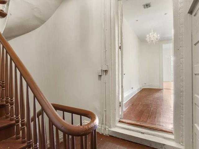 807 Decatur St #2 - Photo 3 of 17