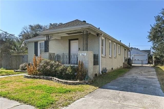 562 Lebeau St - Photo 2 of 21