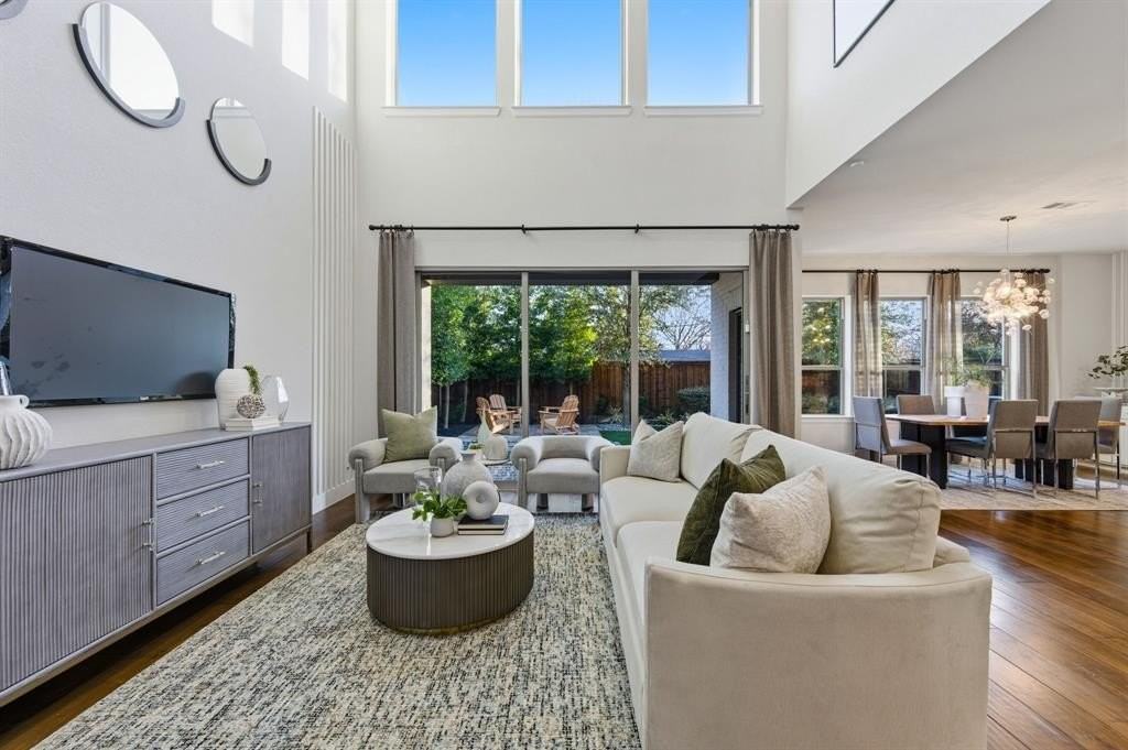 3412 Evening Petal Ln - Photo 3 of 32