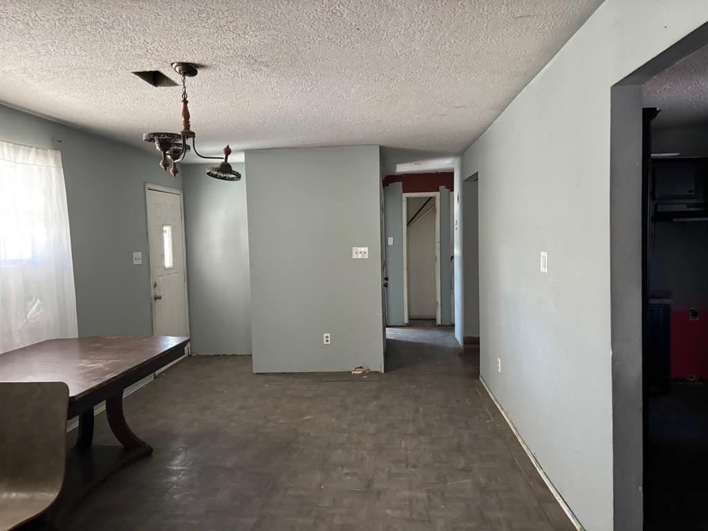 1214 Martin Luther King Dr - Photo 5 of 11