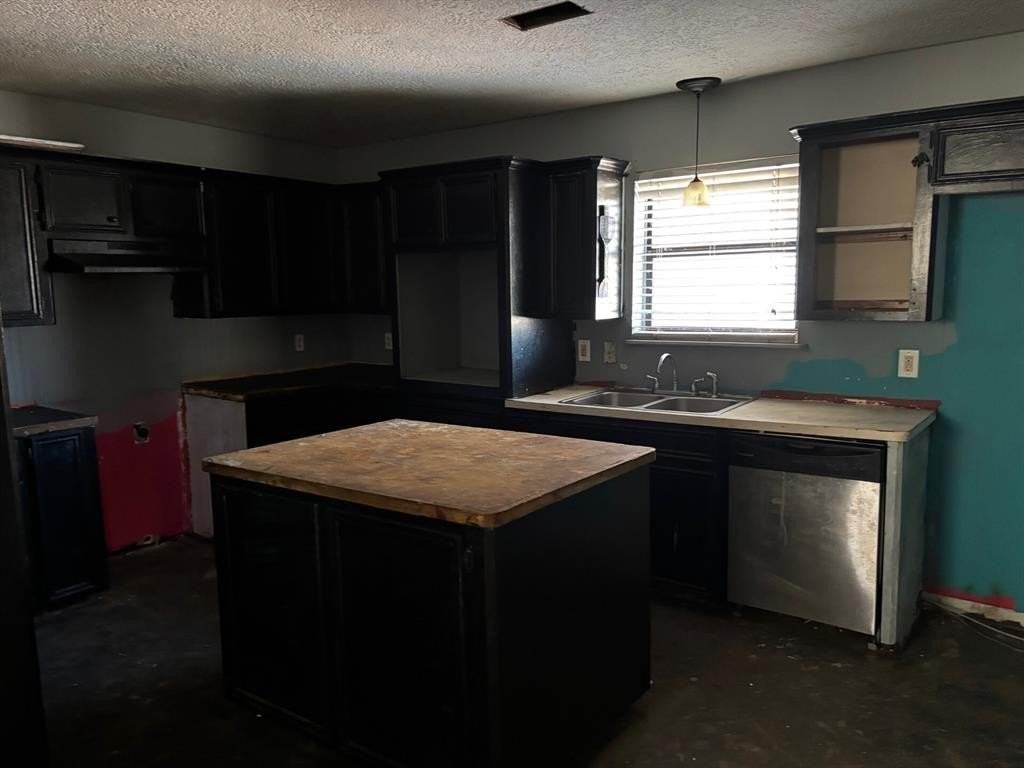 1214 Martin Luther King Dr - Photo 6 of 11