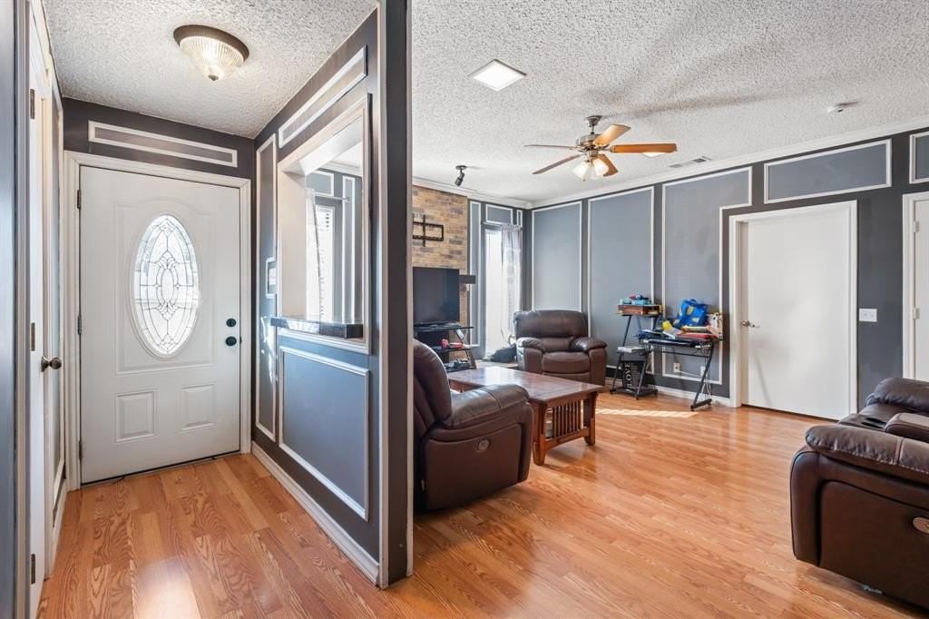 1905 Camellia St - Photo 7 of 23